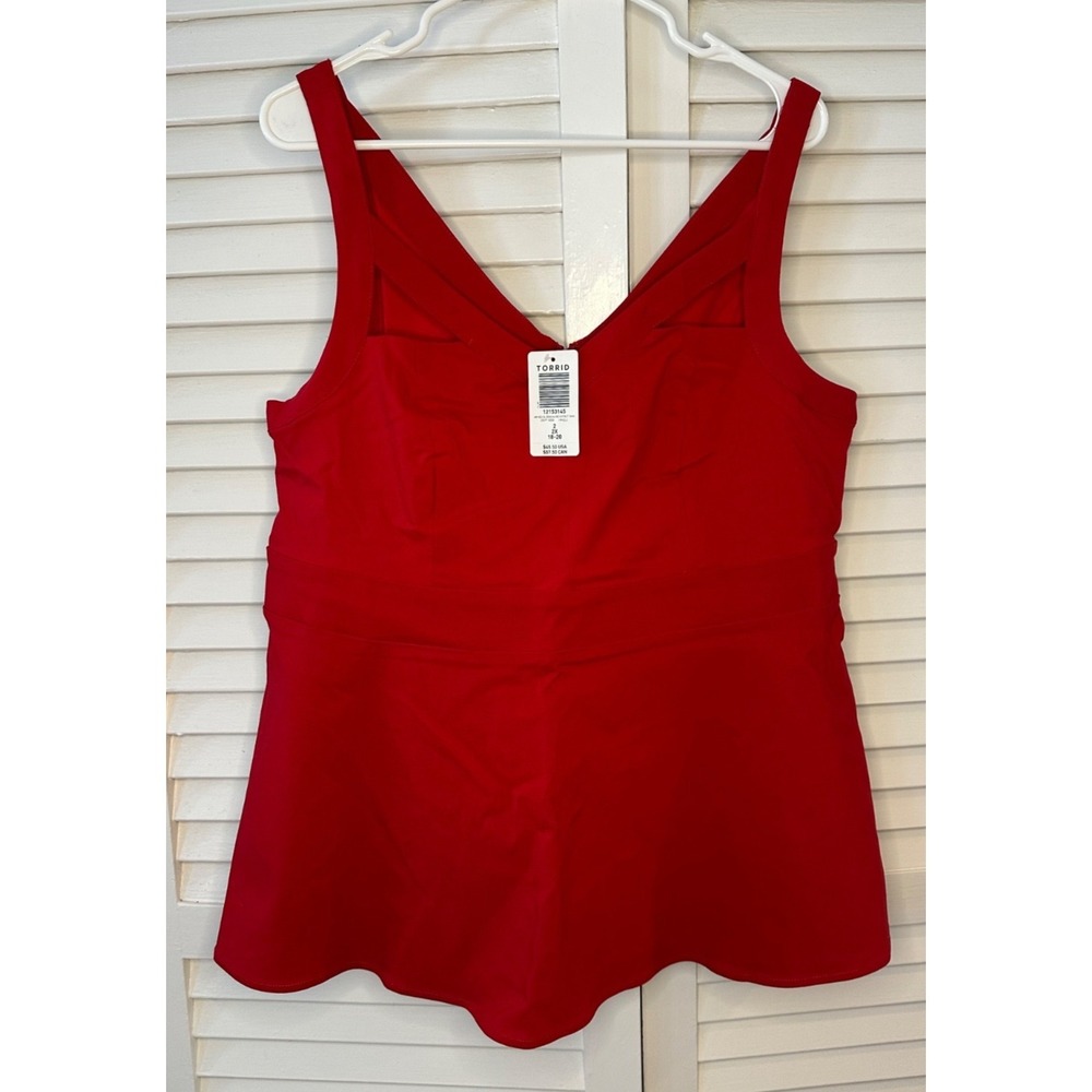 NWT Torrid Size 2 18/20 Red Bengaline Cut Out Peplum Tank Blouse Sleeveless
